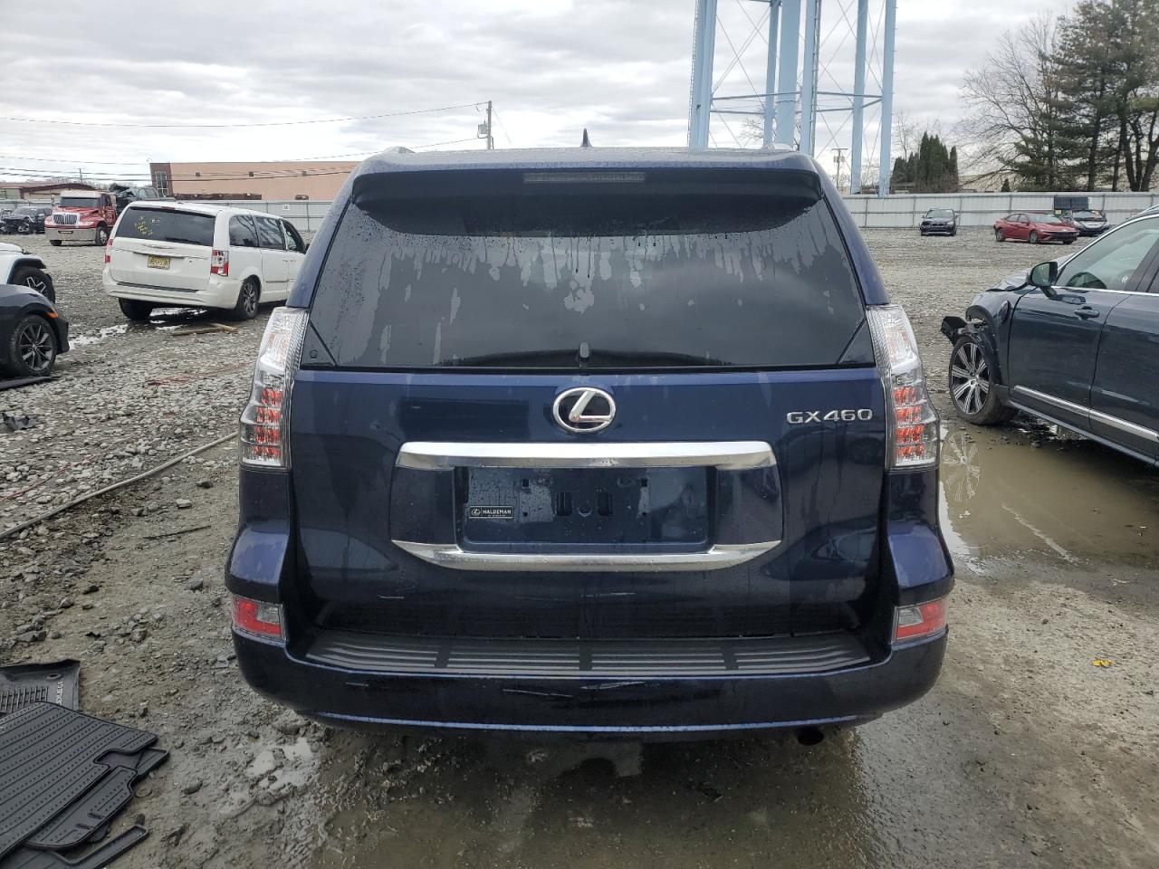 2023 Lexus GX - Image 6