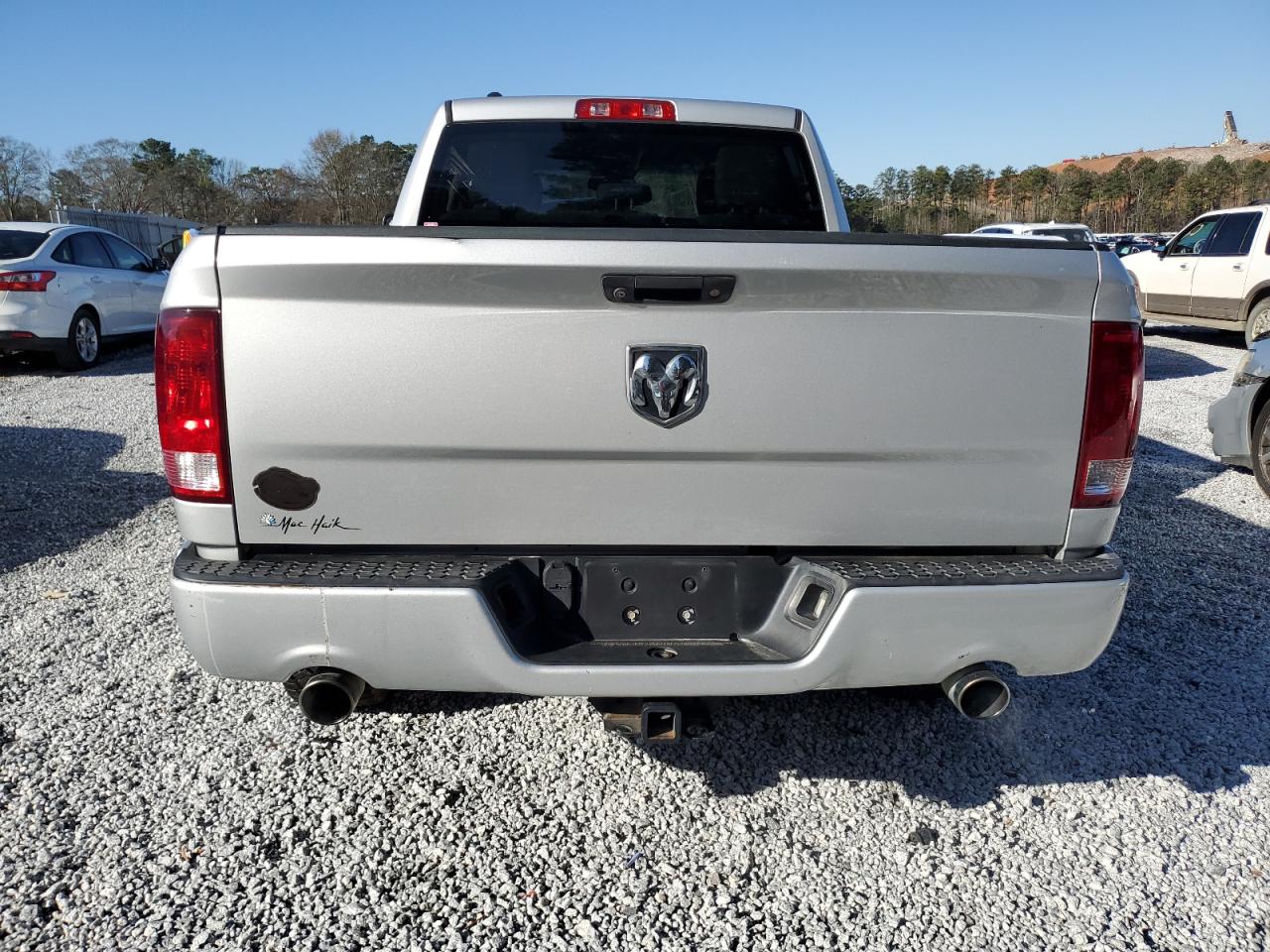 2015 RAM 1500 - Image 6