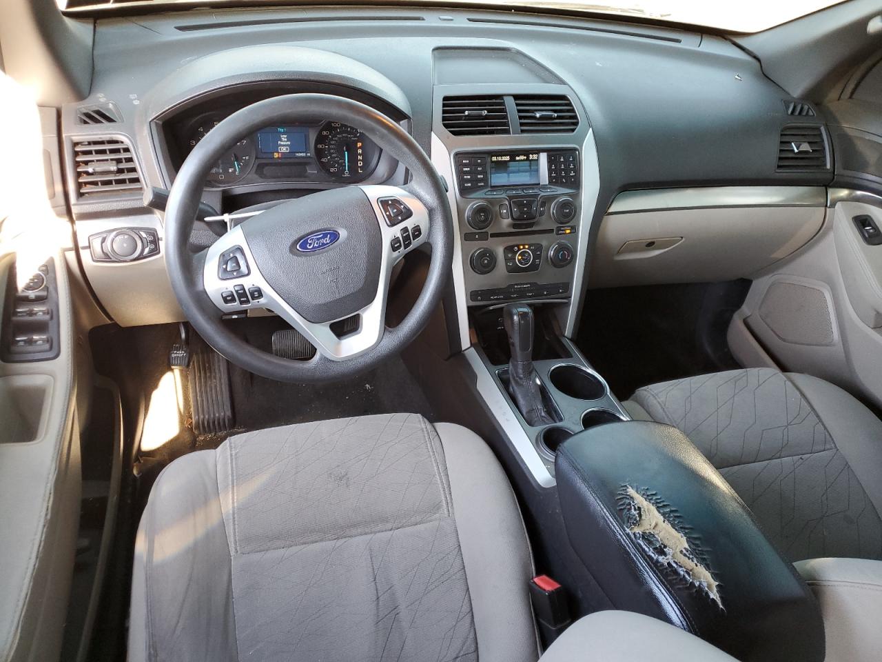 2011 Ford Explorer - Image 8