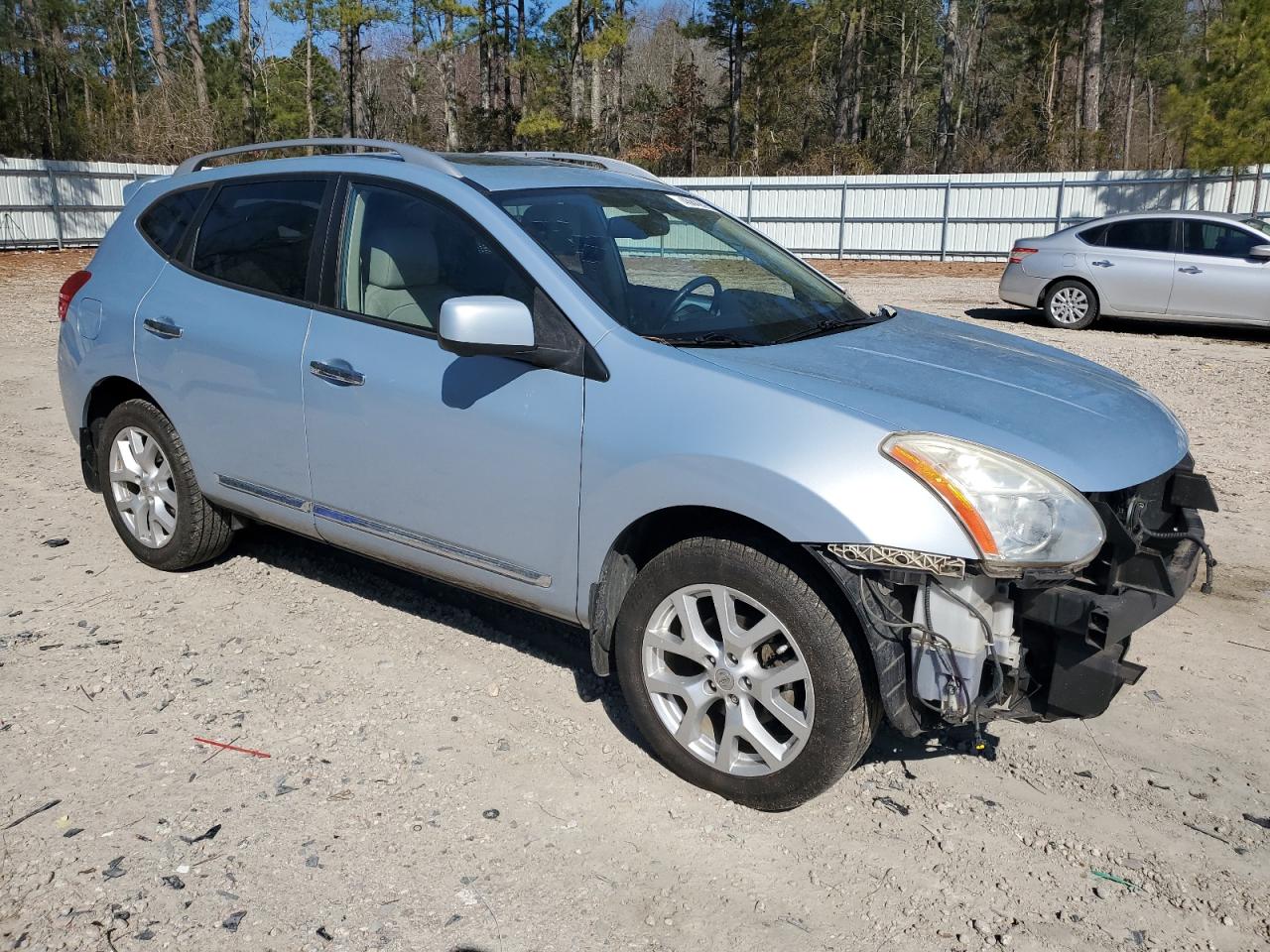 2012 Nissan Rogue - Image 4