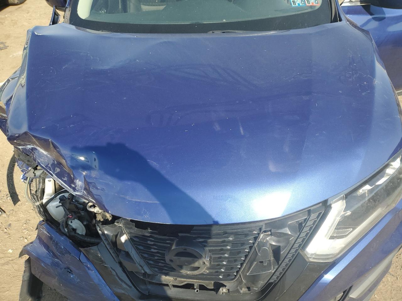 2017 Nissan Rogue - Image 14