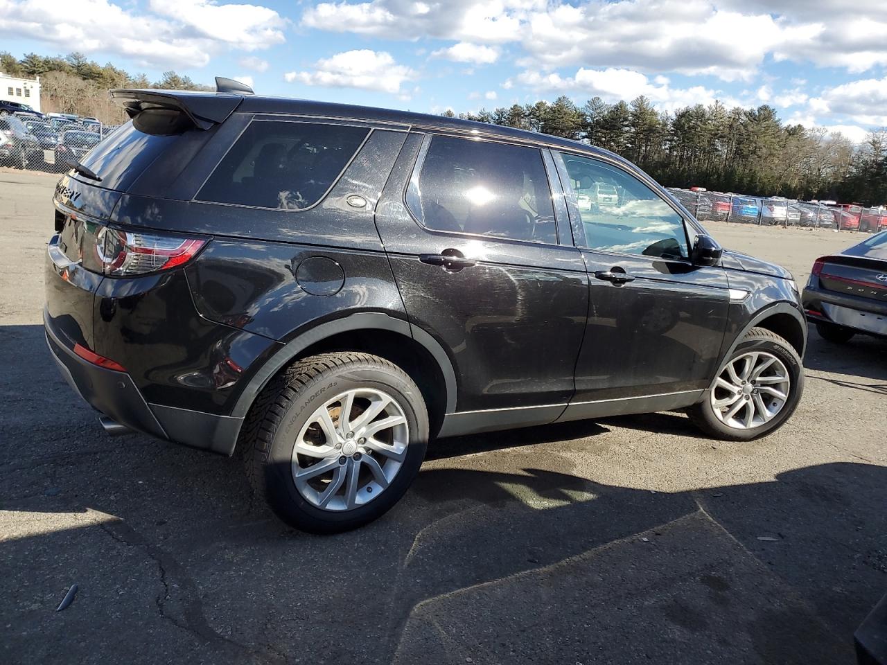 2018 Land Rover Discovery - Image 3