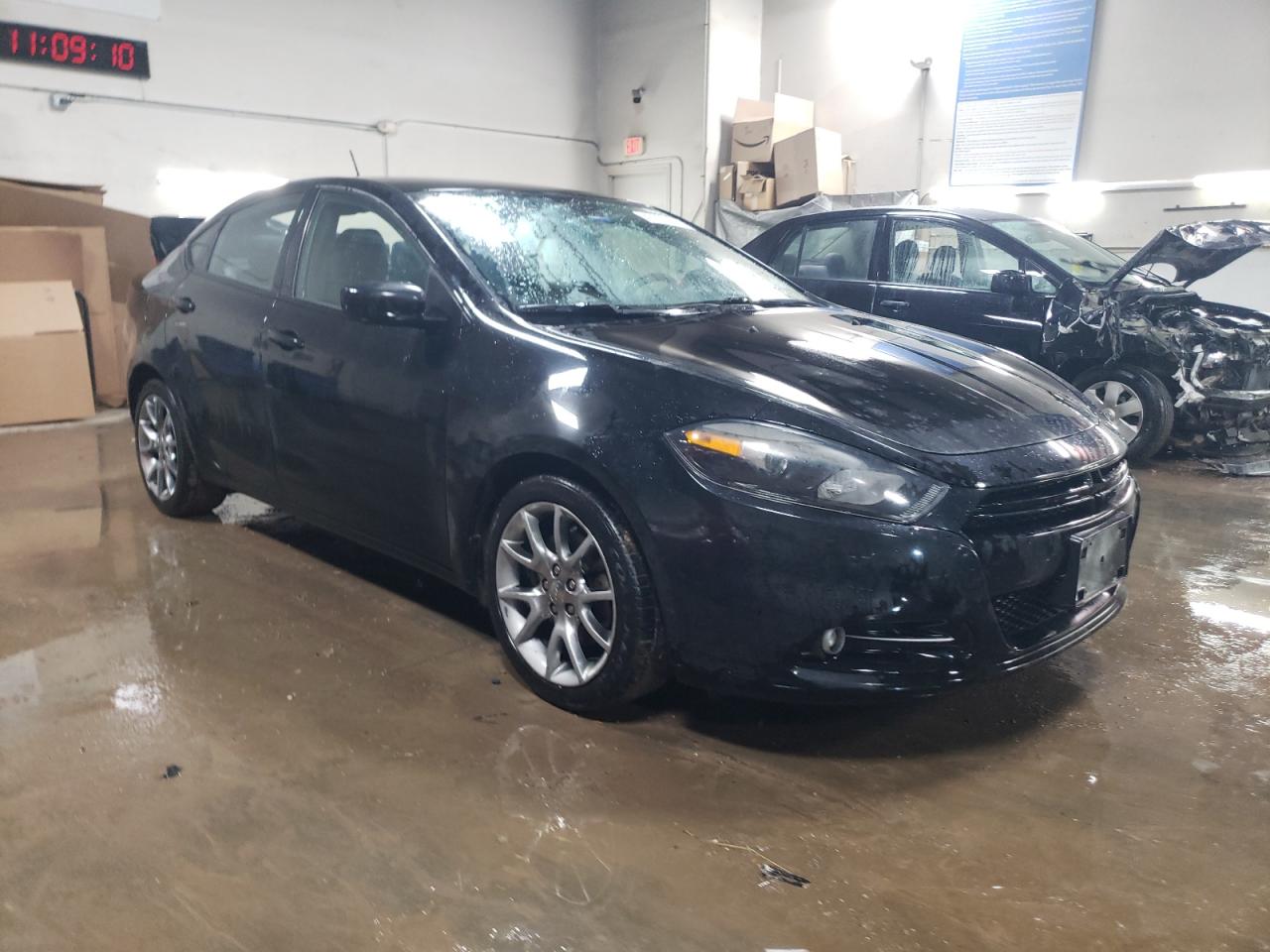 2015 Dodge Dart - Image 4
