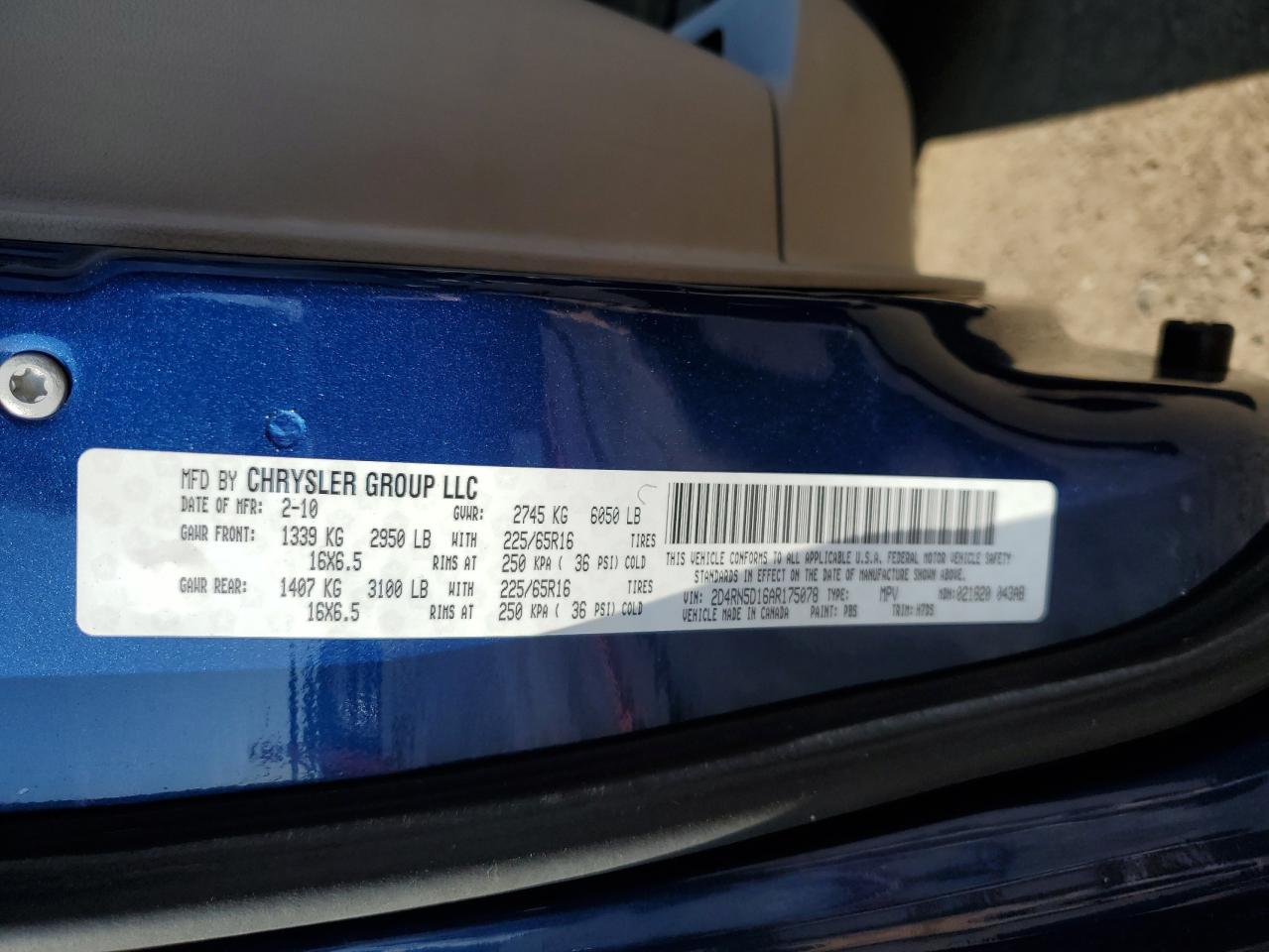 2010 Dodge Caravan - Image 14