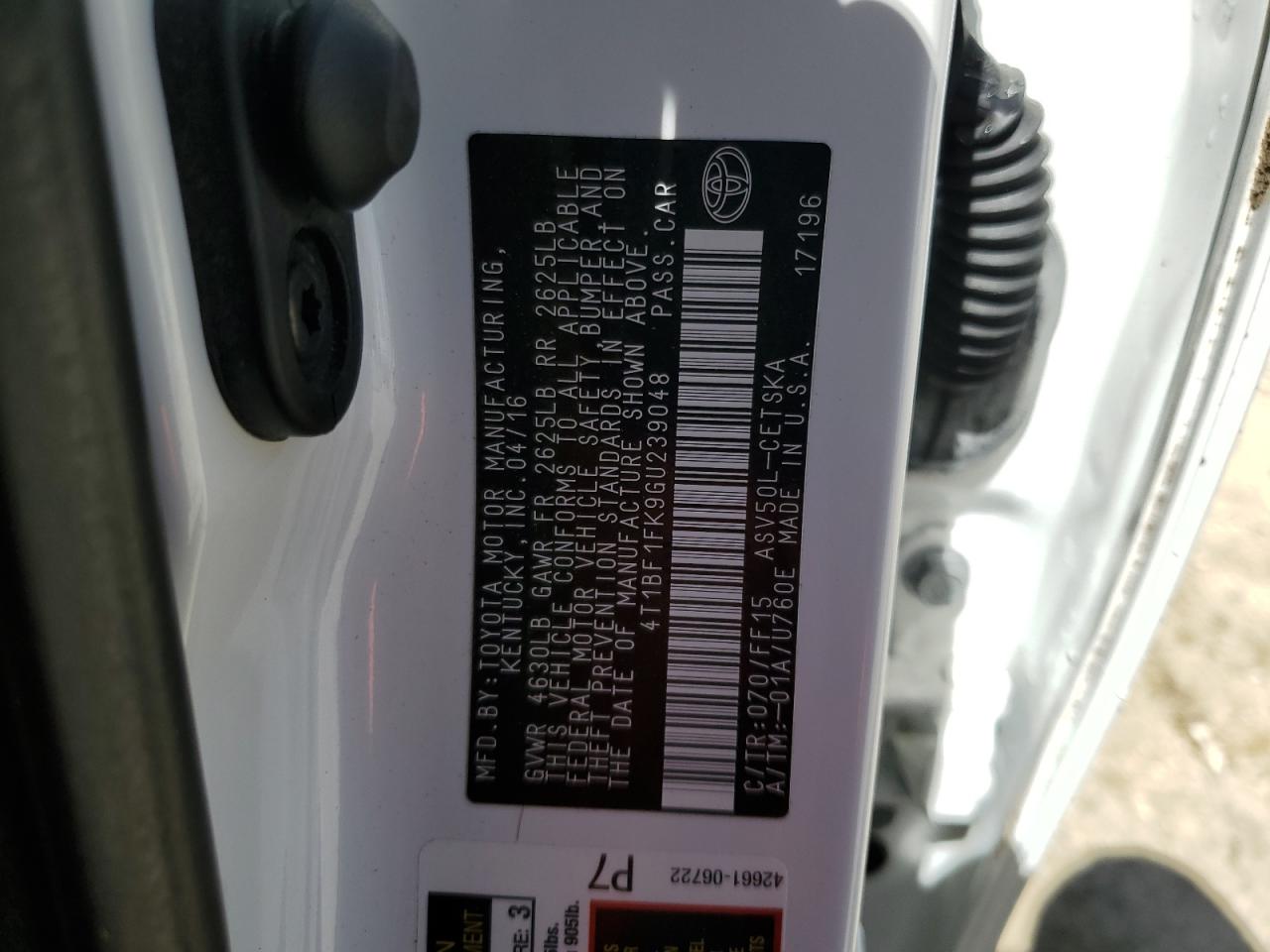 2016 Toyota Camry - Image 12