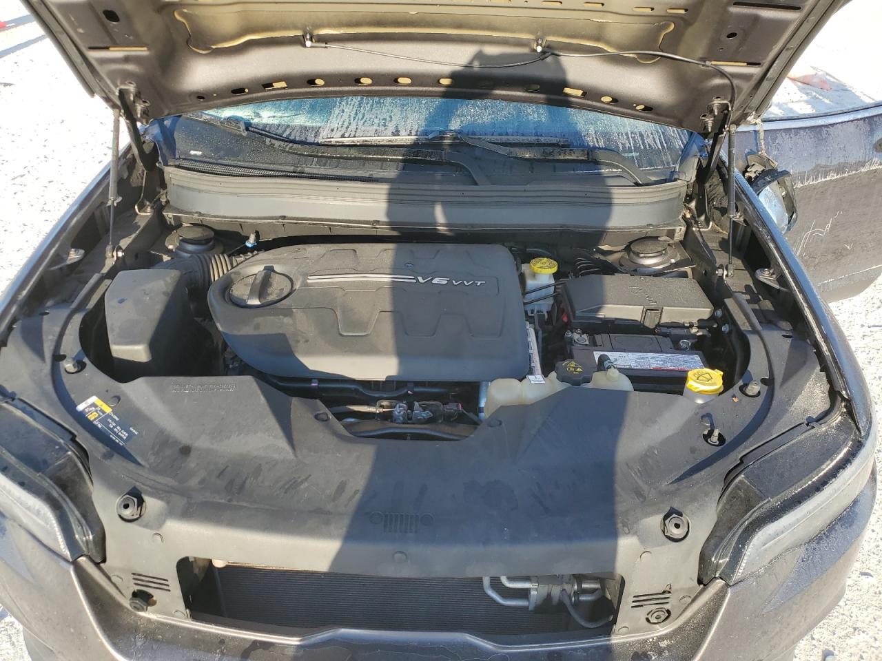 2019 Jeep Grand Cherokee - Image 12