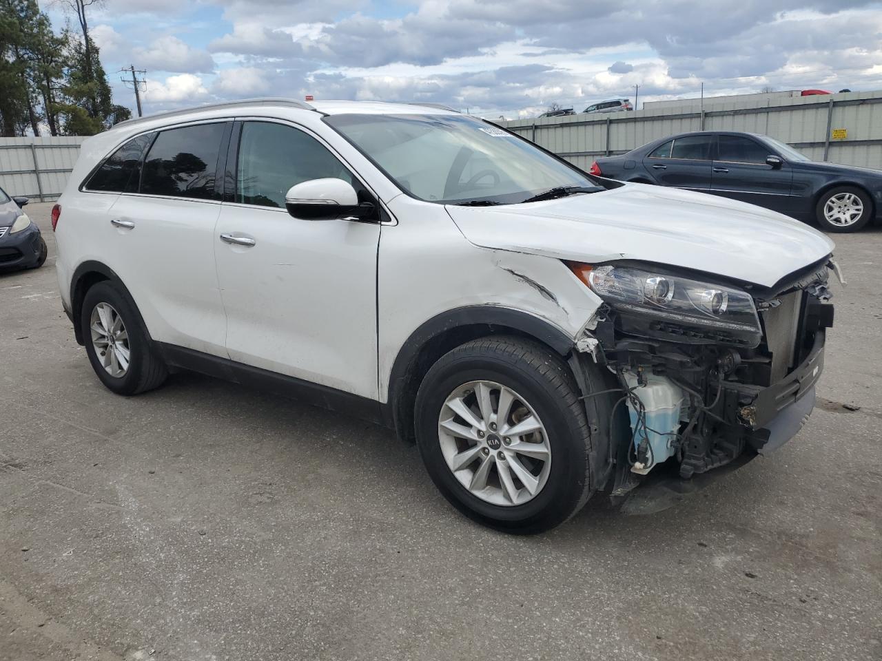 2019 Kia Sorento - Image 4