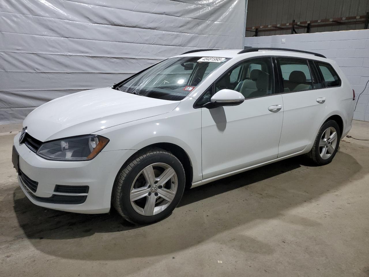 2015 Volkswagen Golf - Image 1