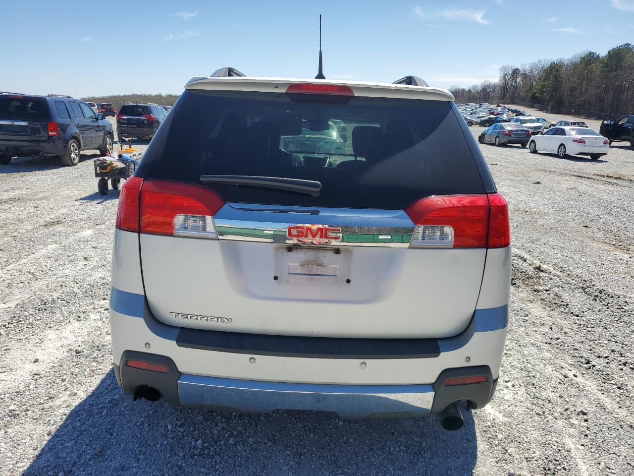 2012 GMC Terrain - Image 6