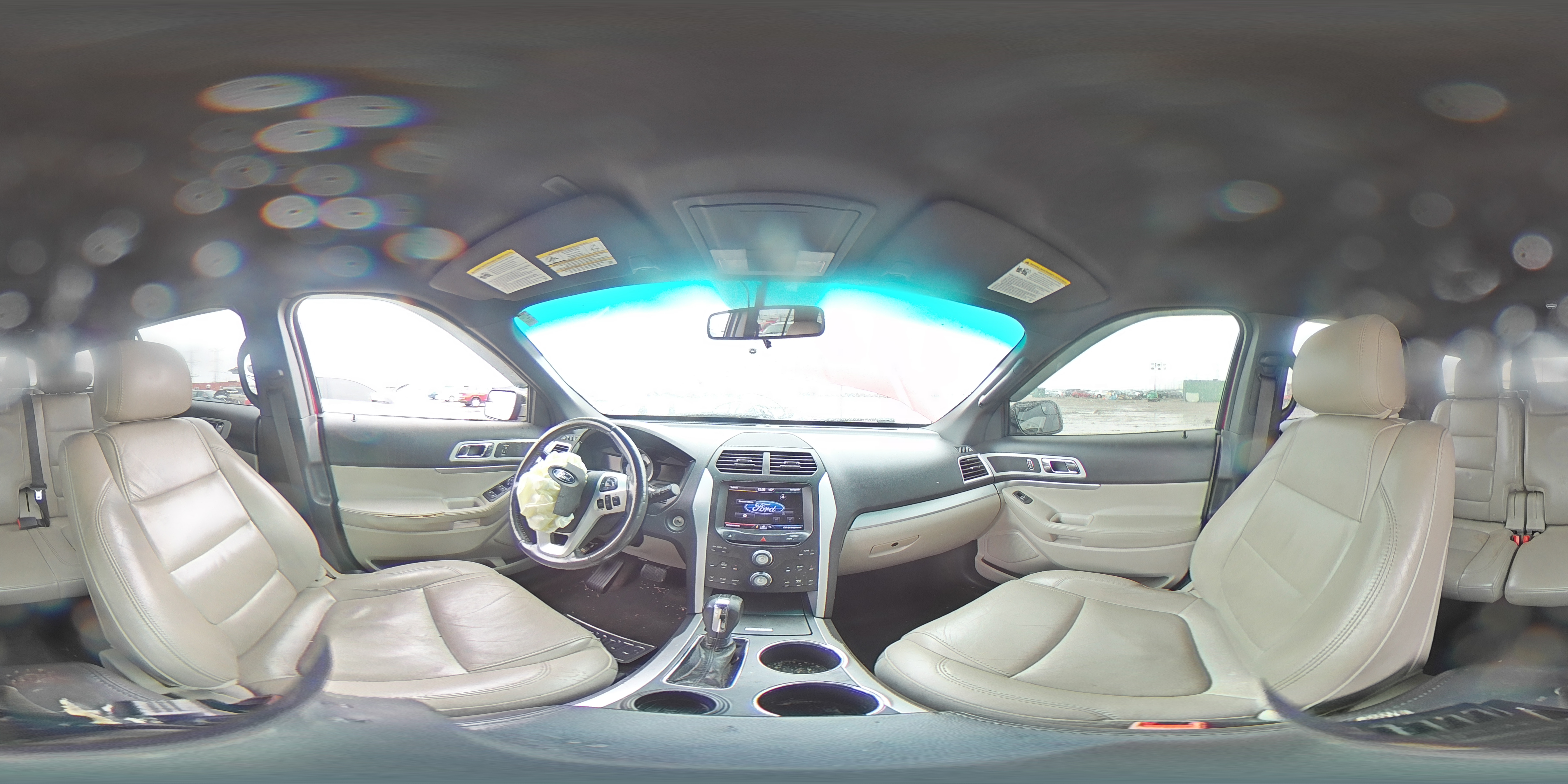 2013 Ford Explorer - Image 13