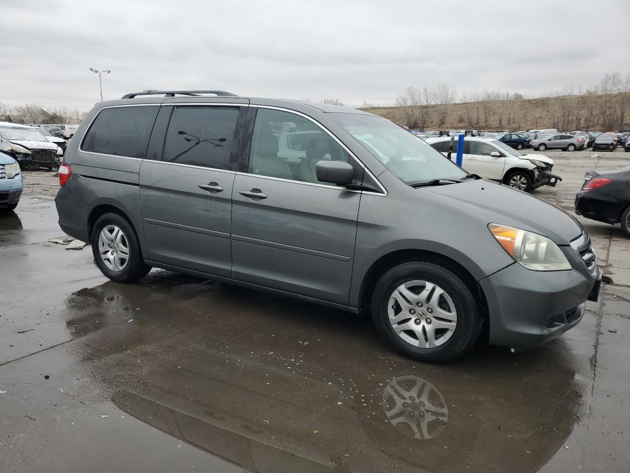 2007 Honda Odyssey - Image 4