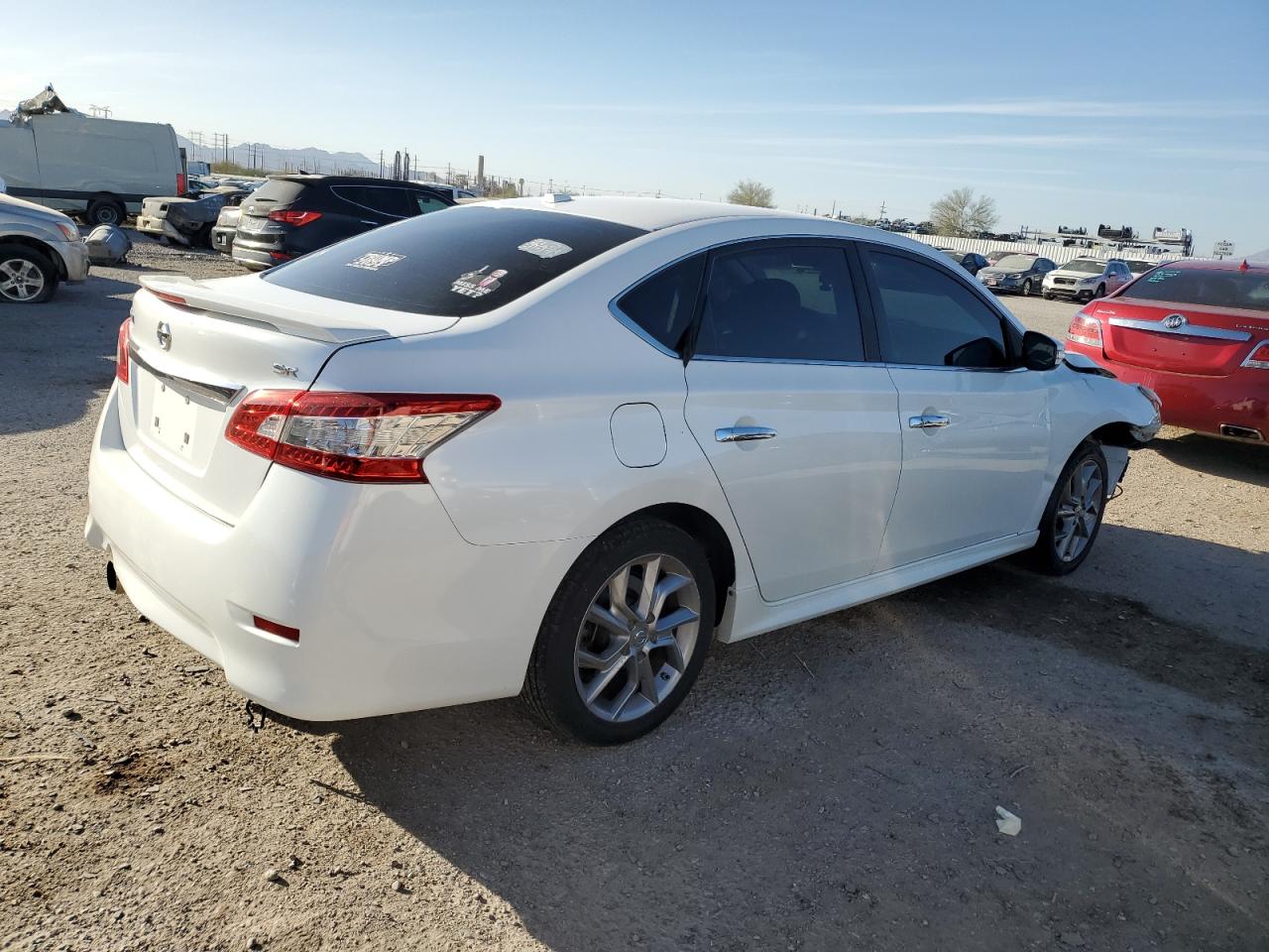 2015 Nissan Sentra - Image 3