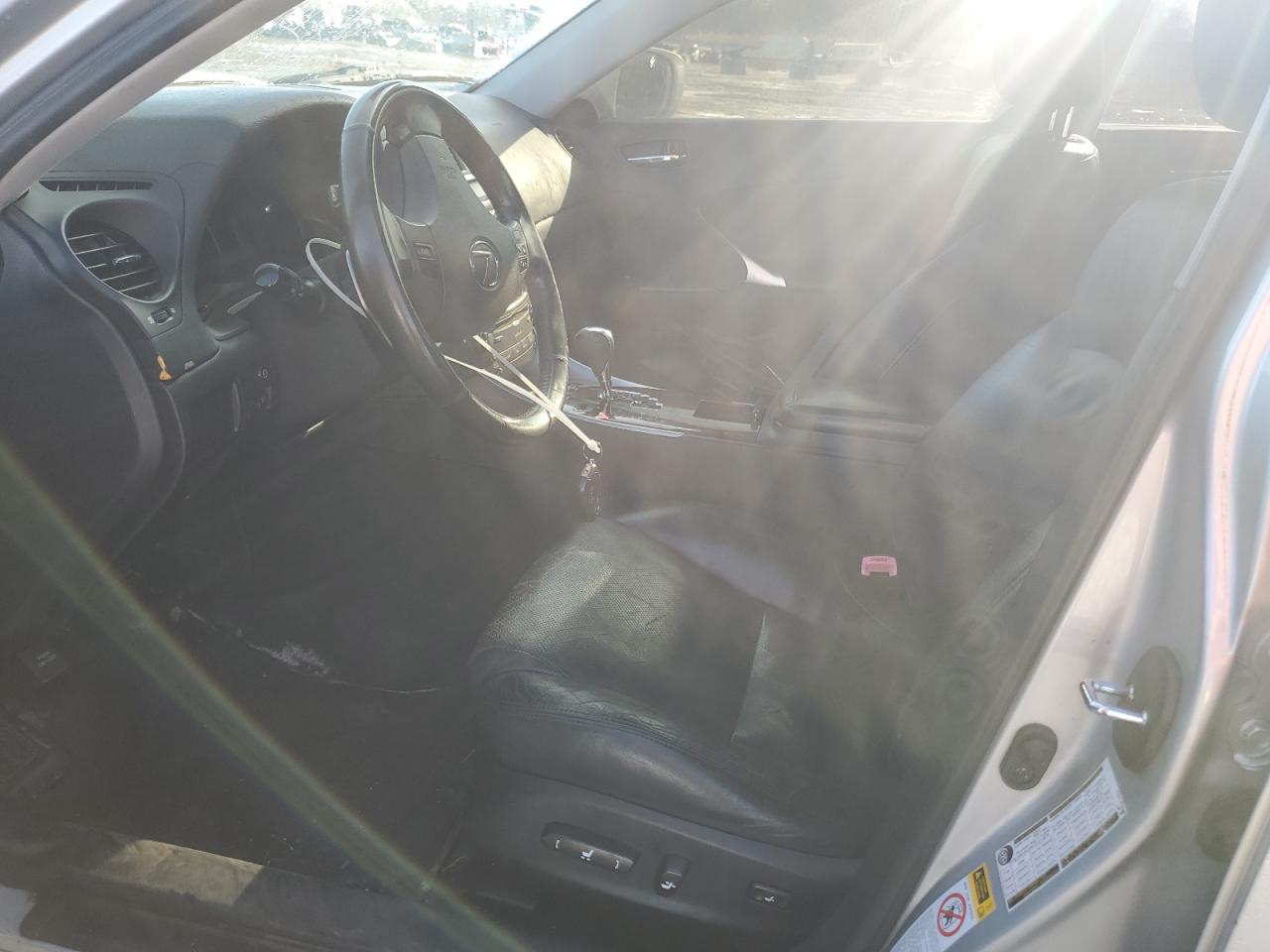 2006 Lexus IS - Image 7
