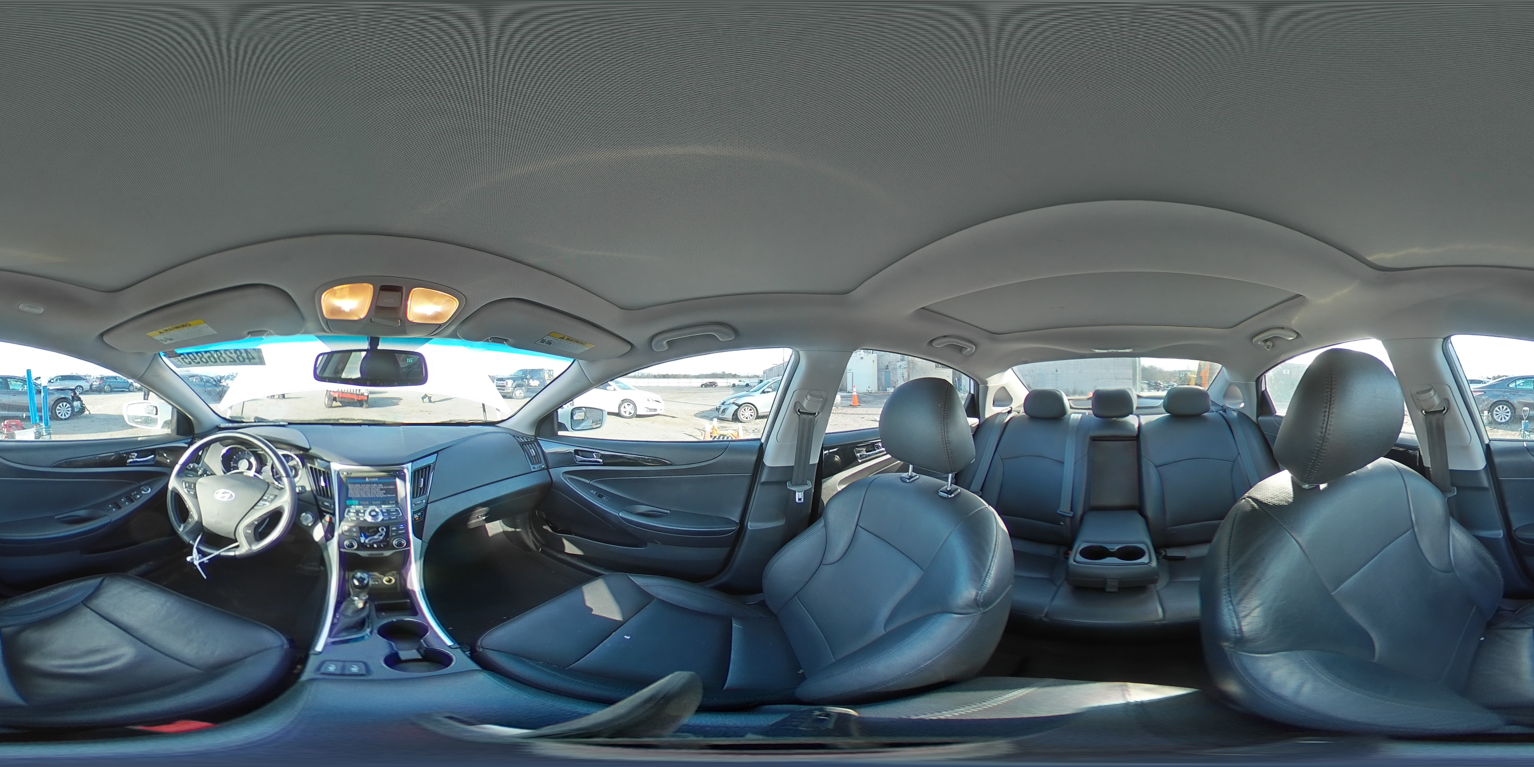 2013 Hyundai Sonata - Image 13