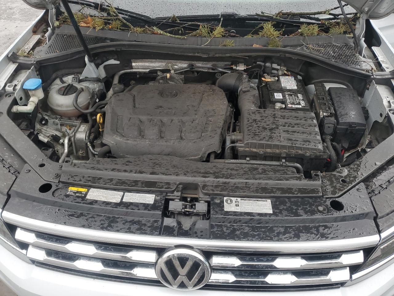 2018 Volkswagen Tiguan - Image 12