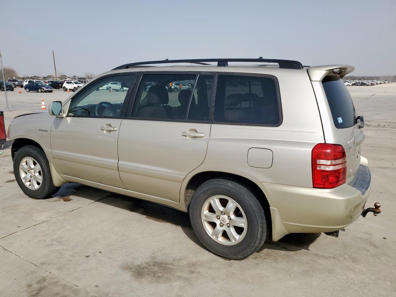 2002 Toyota Highlander - Image 2