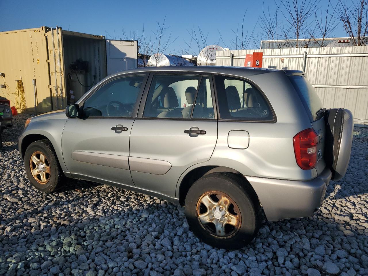 2005 Toyota RAV 4 - Image 2