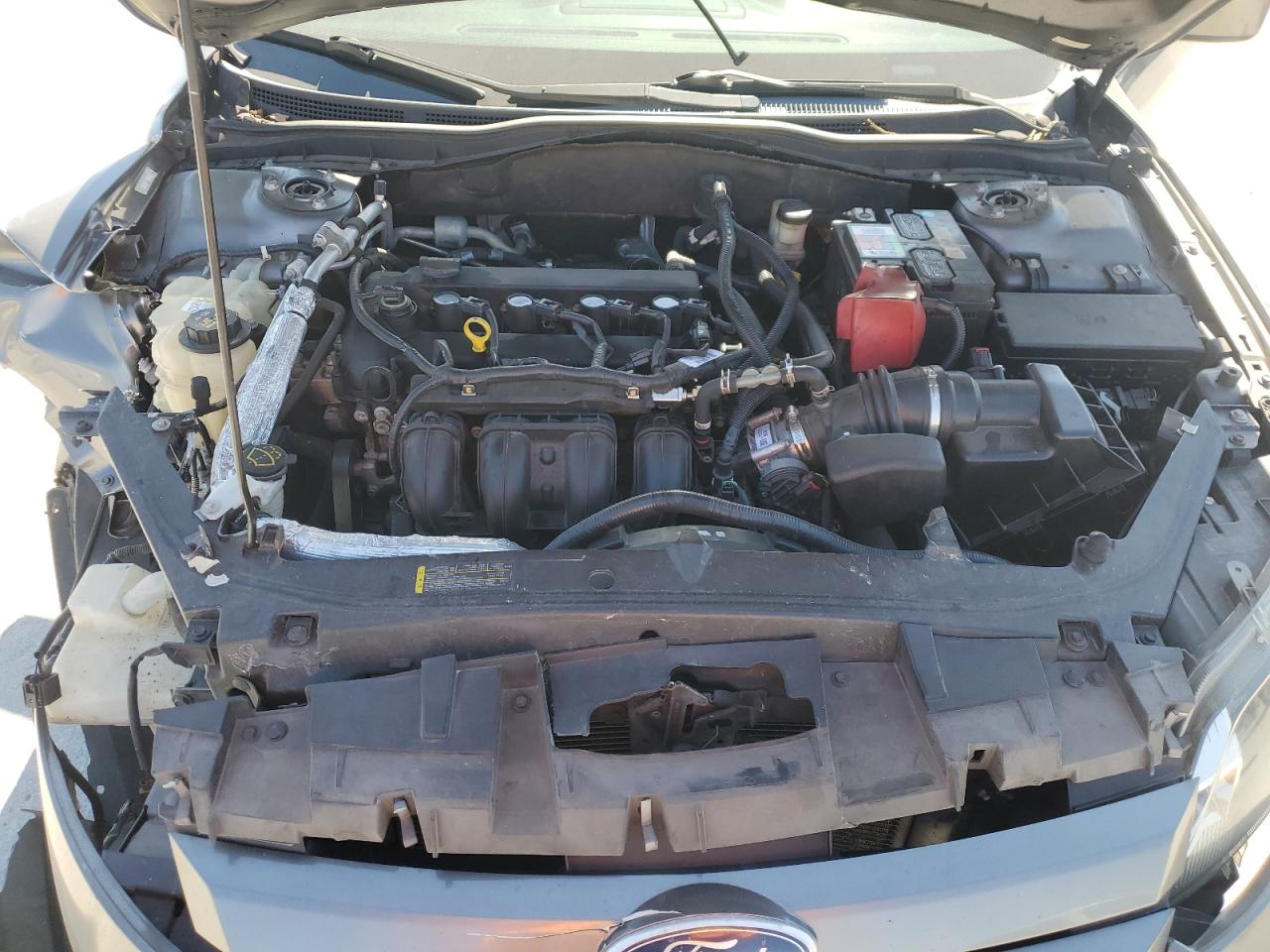 2010 Ford Fusion - Image 13