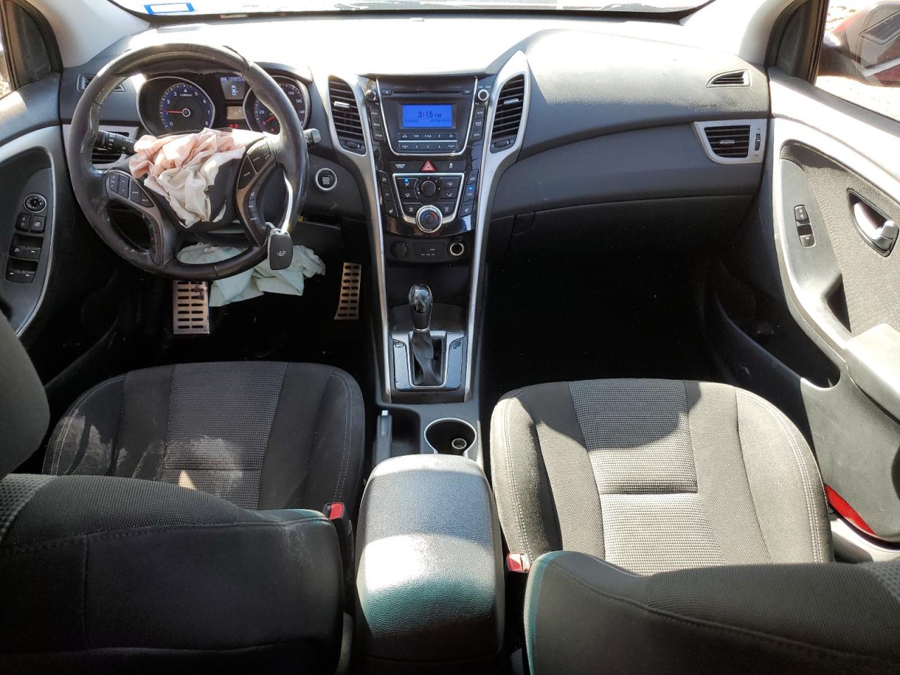 2016 Hyundai Elantra - Image 8
