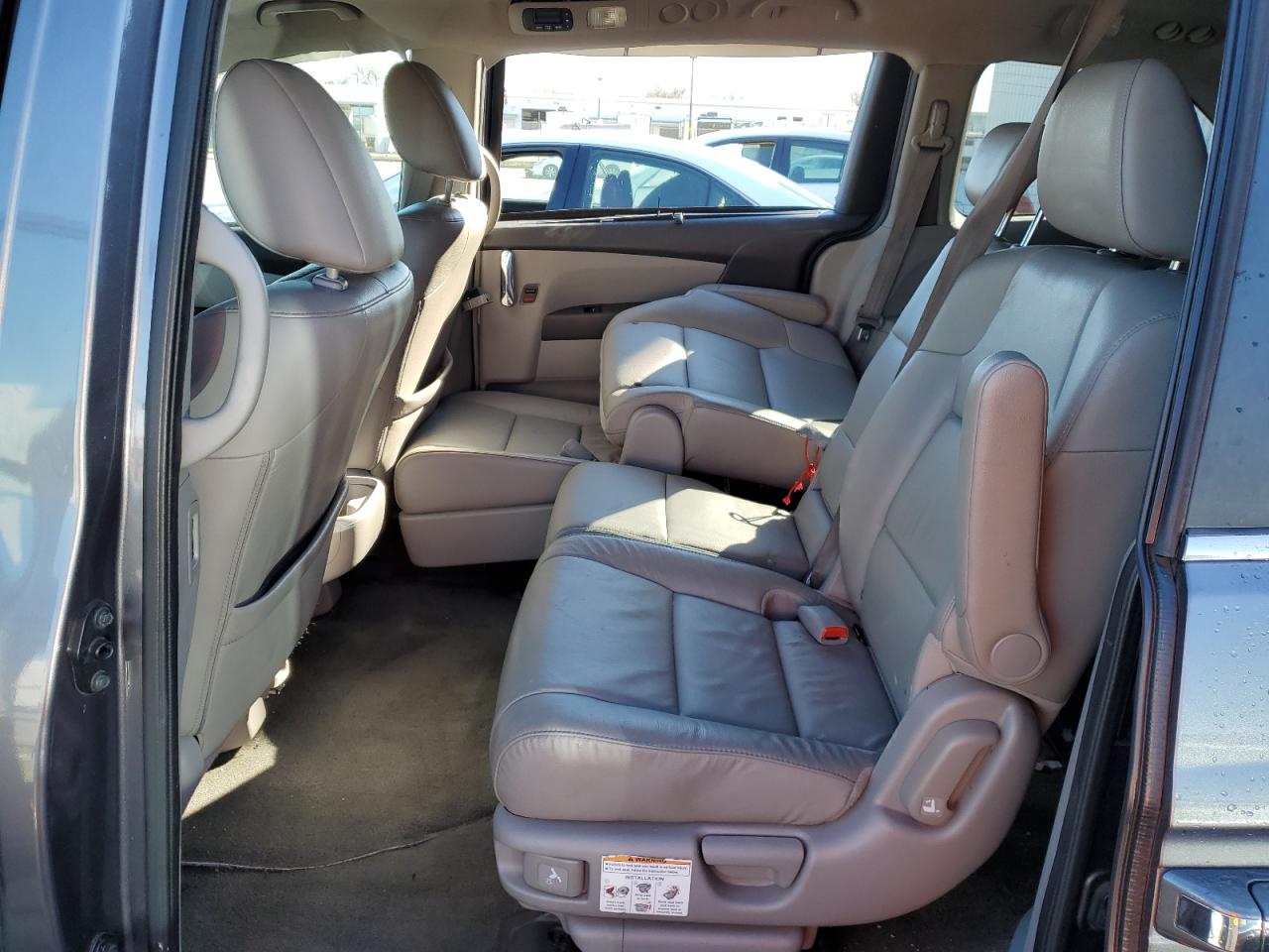 2015 Honda Odyssey - Image 11