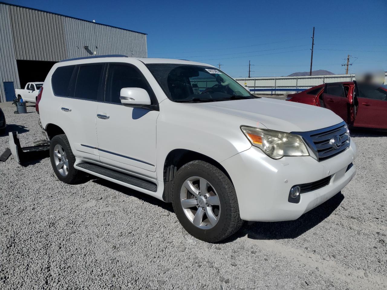 2011 Lexus GX - Image 4