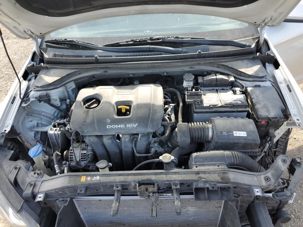 2018 Hyundai Elantra - Image 11