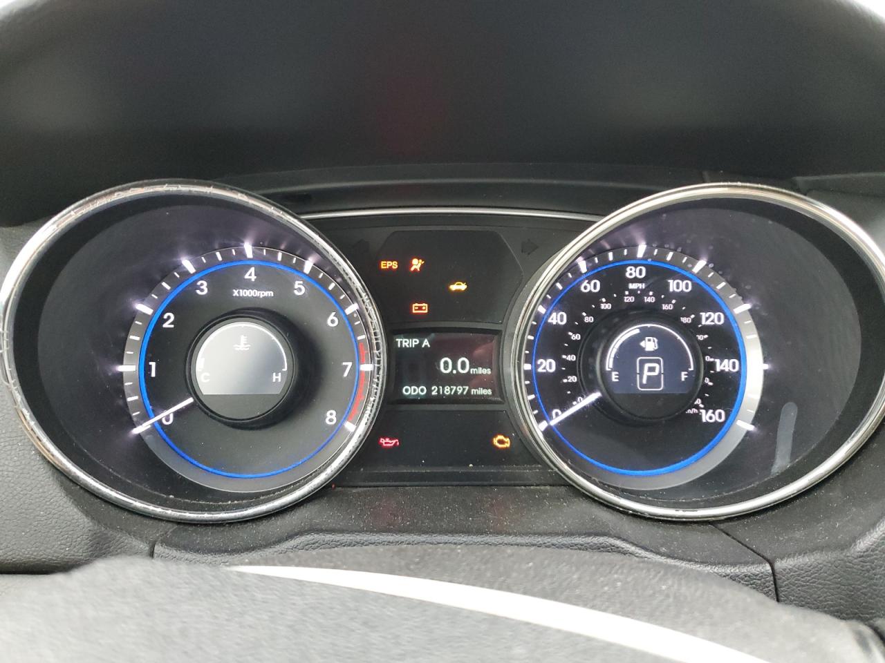 2011 Hyundai Sonata - Image 9