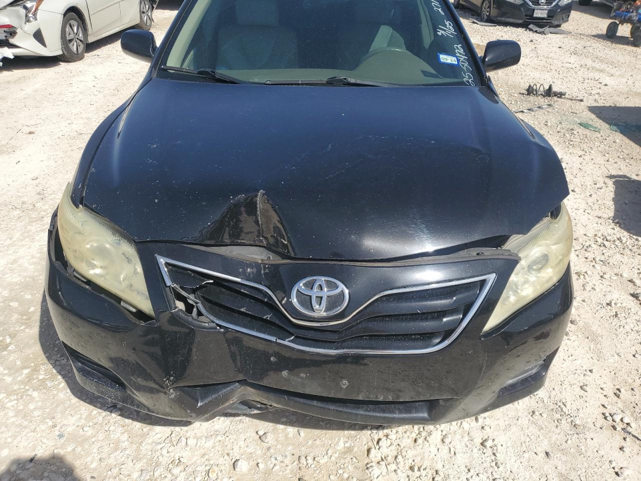 2010 Toyota Camry - Image 11