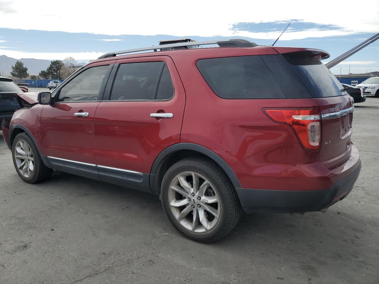 2015 Ford Explorer - Image 2