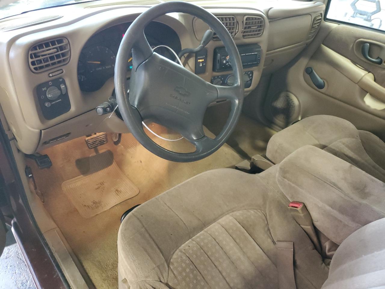 1998 Chevrolet S-10 Pickup - Image 8