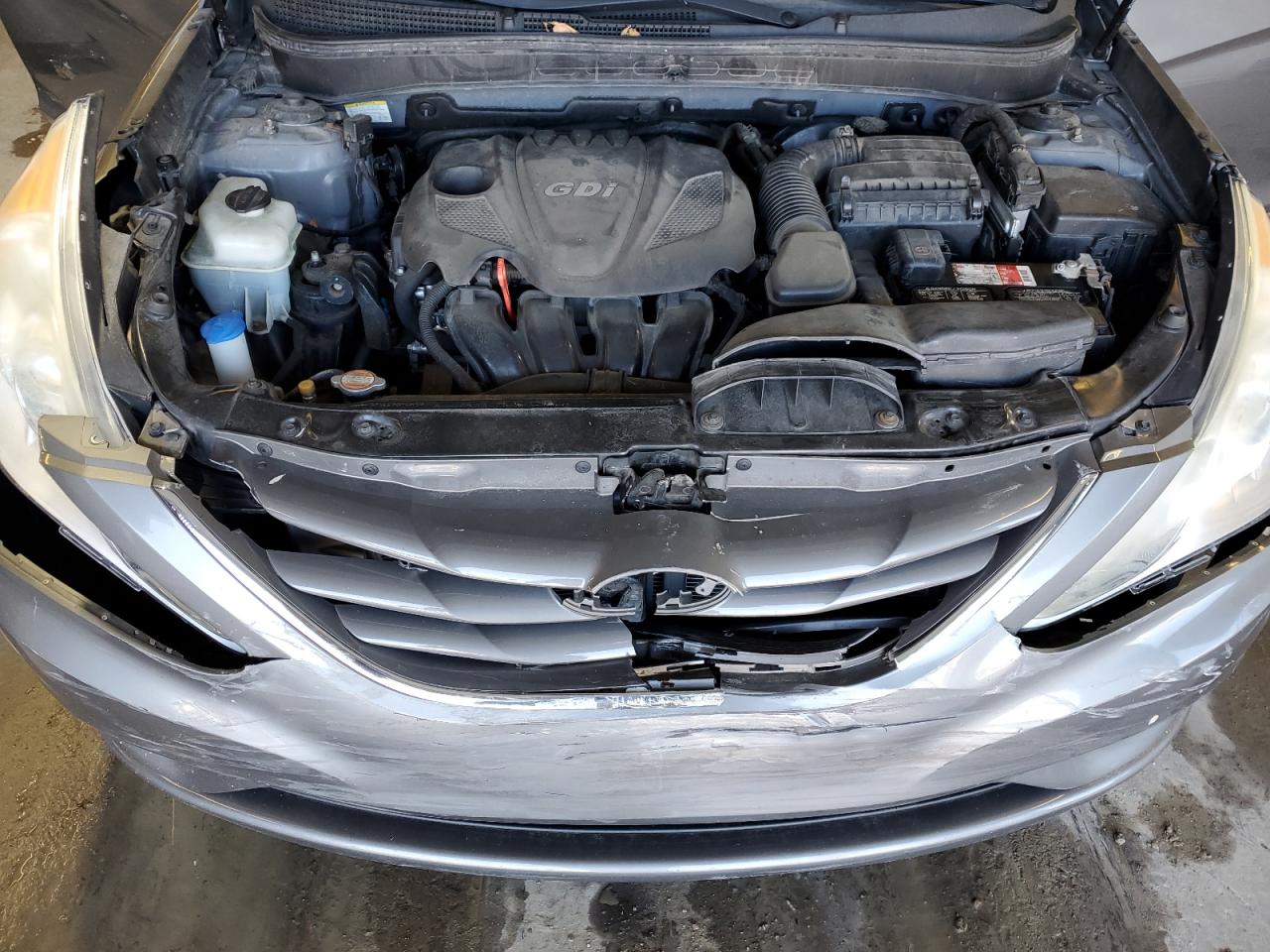 2012 Hyundai Sonata - Image 12