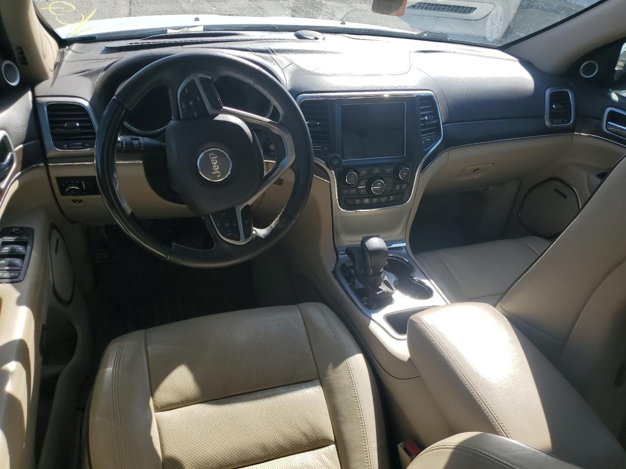 2018 Jeep Grand Cherokee - Image 8