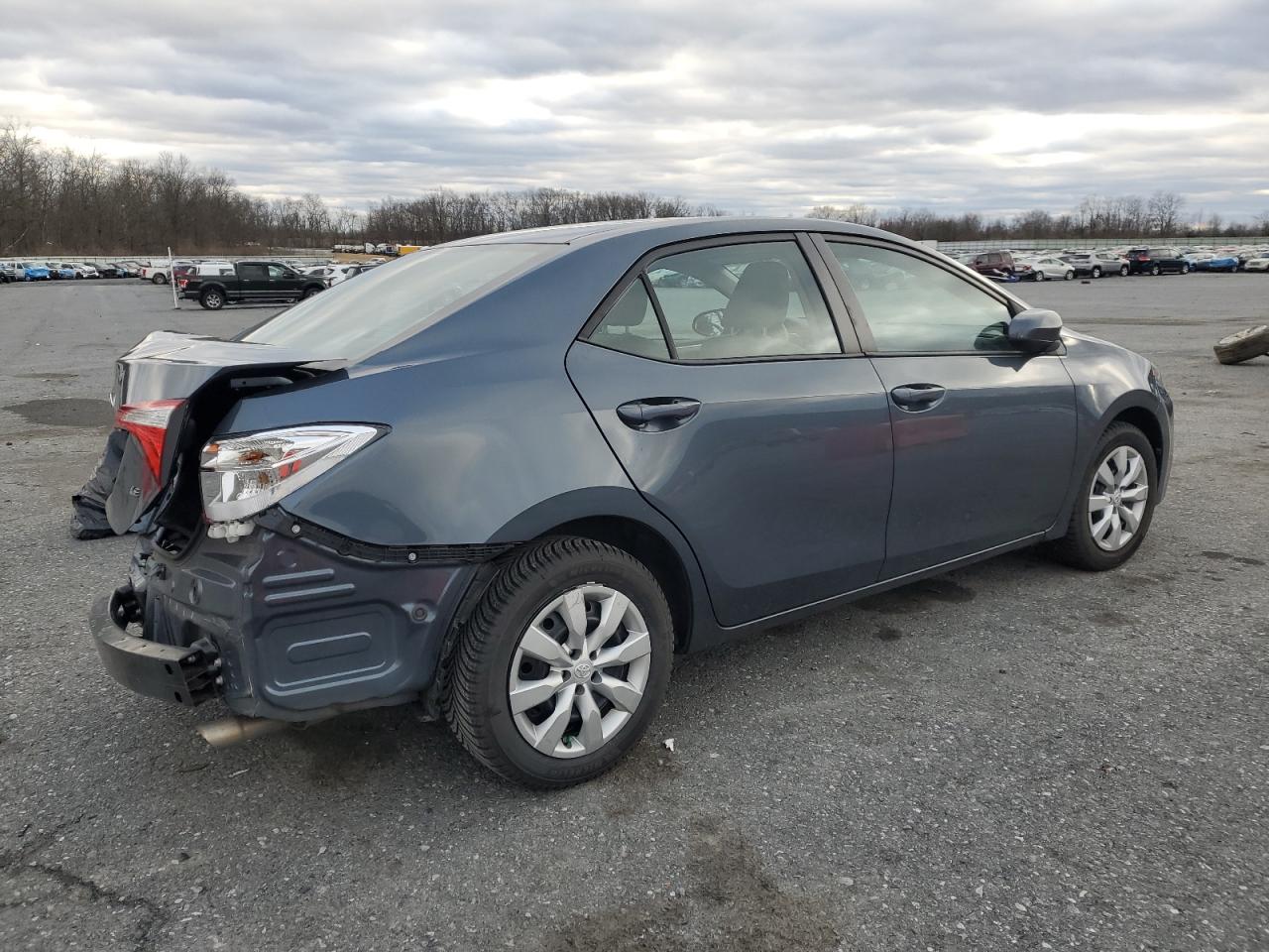2015 Toyota Corolla - Image 3