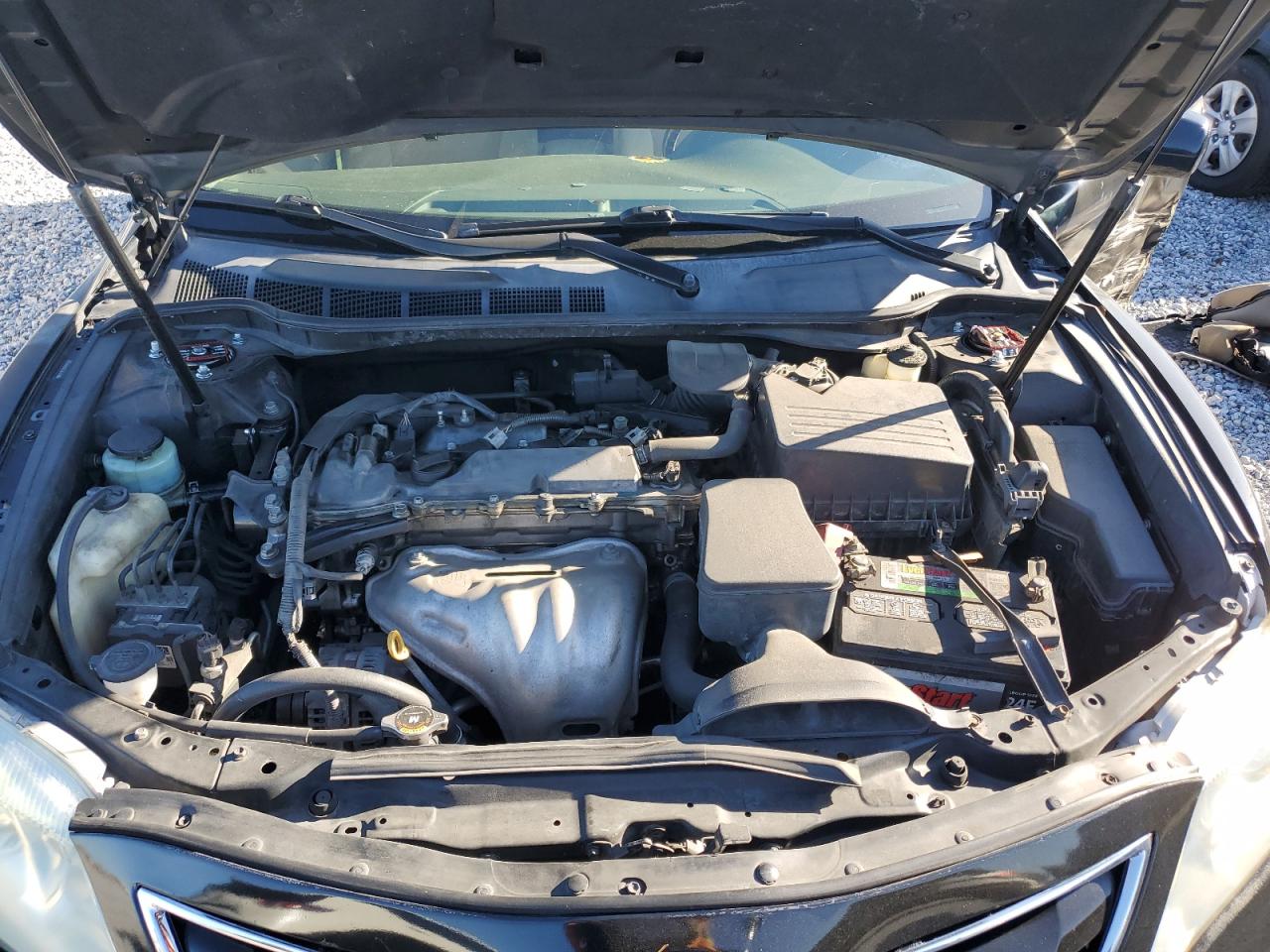 2010 Toyota Camry - Image 11