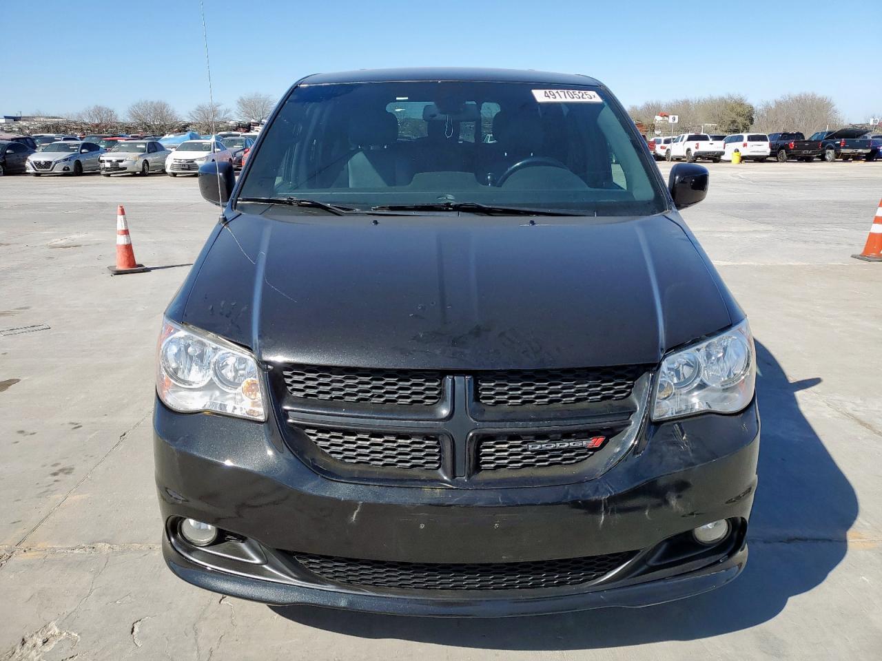 2020 Dodge Caravan - Image 5