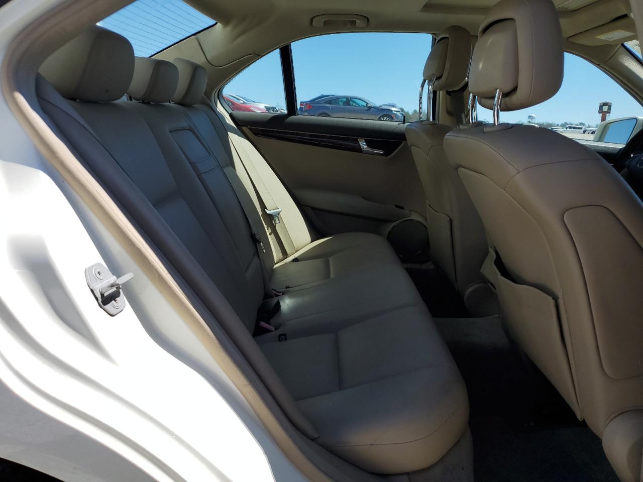 2010 Mercedes-Benz C-klasse - Image 11