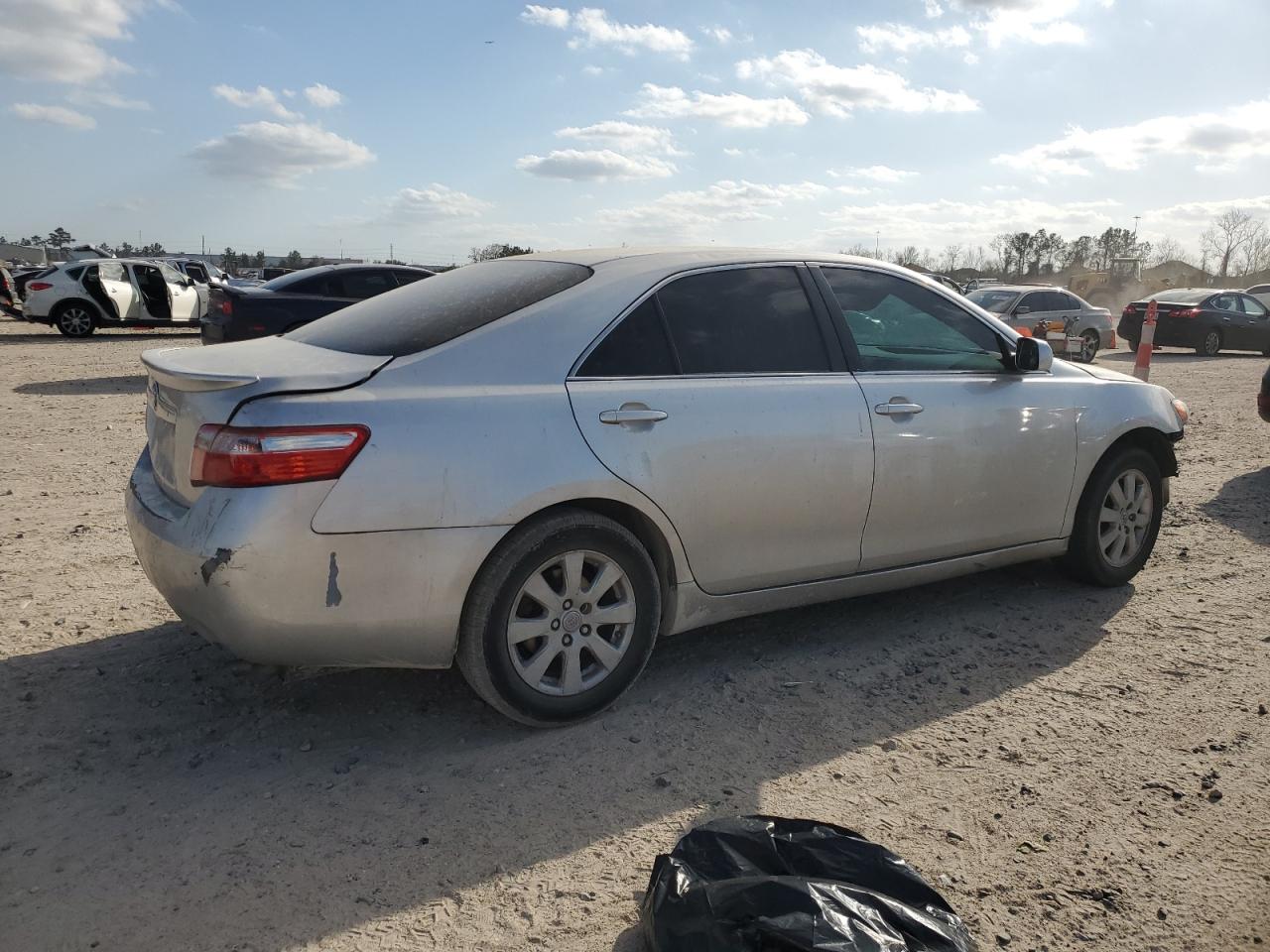 2009 Toyota Camry - Image 3