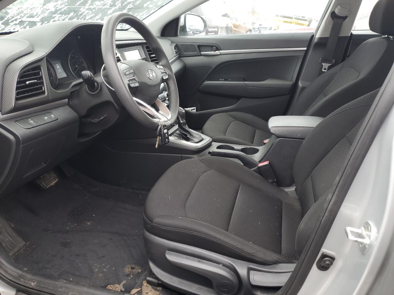 2020 Hyundai Elantra - Image 7