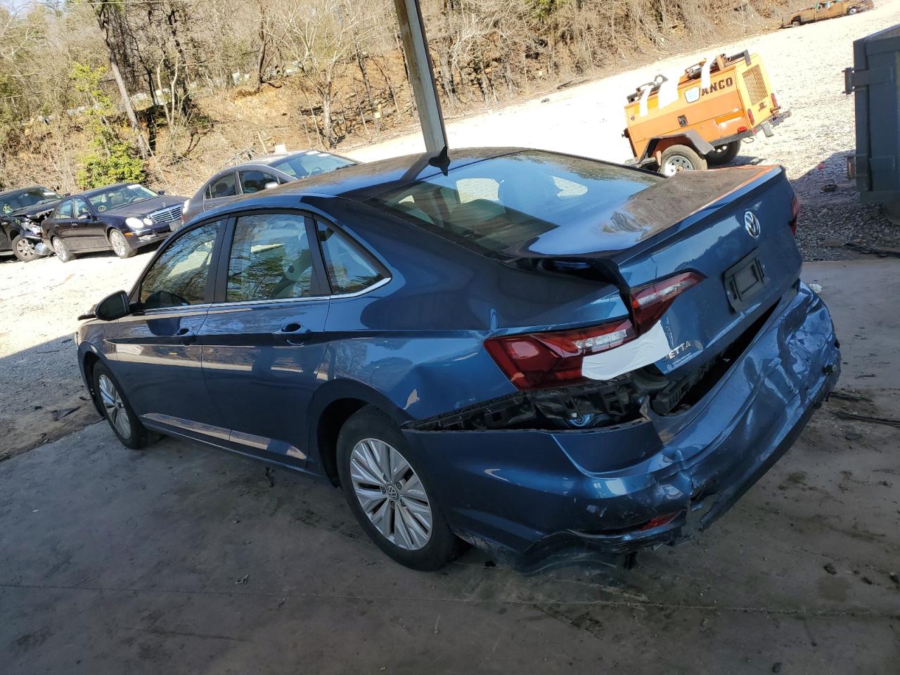 2020 Volkswagen Jetta - Image 2