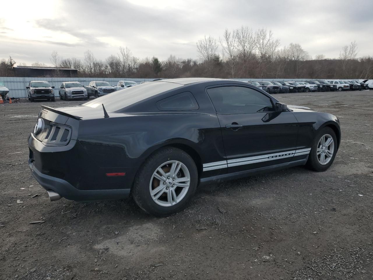 2012 Ford Mustang - Image 3