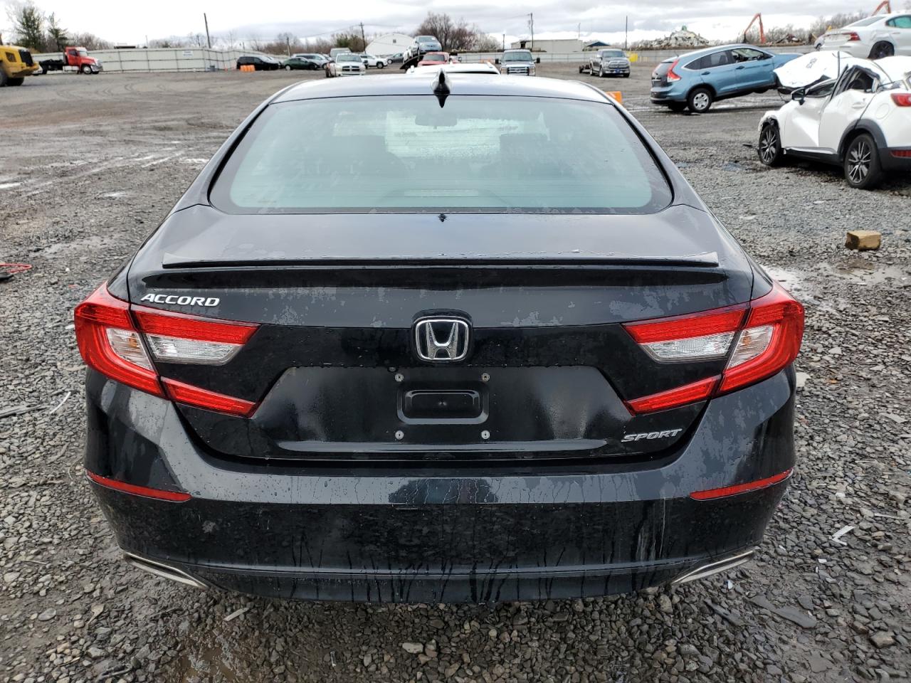 2020 Honda Accord - Image 6