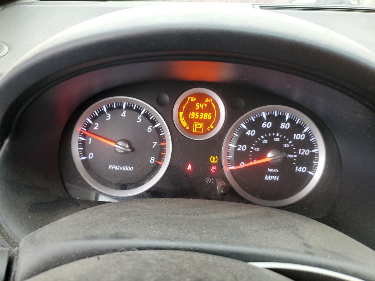 2010 Nissan Sentra - Image 9