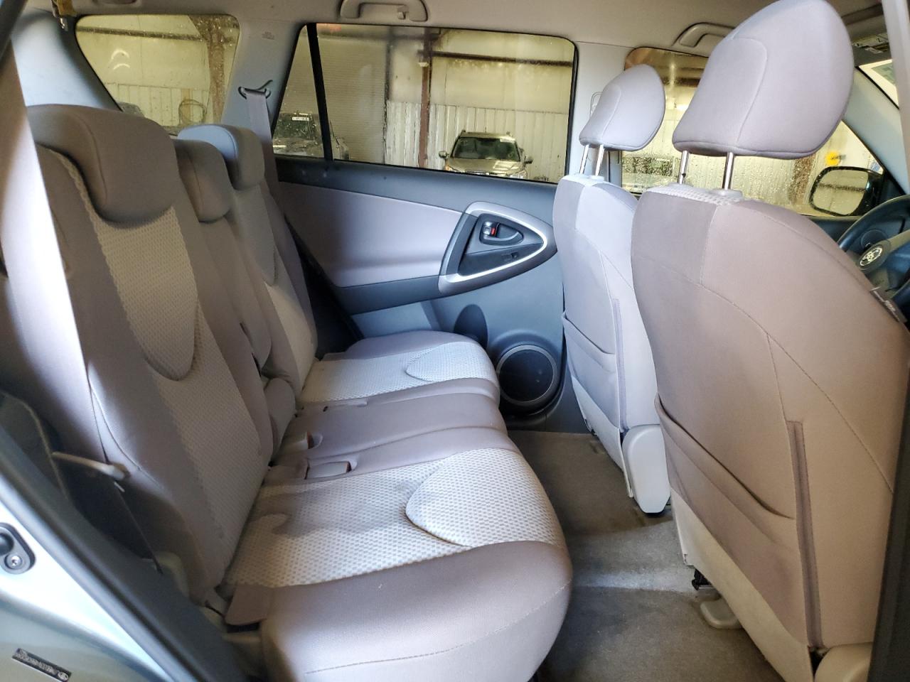 2008 Toyota RAV 4 - Image 11