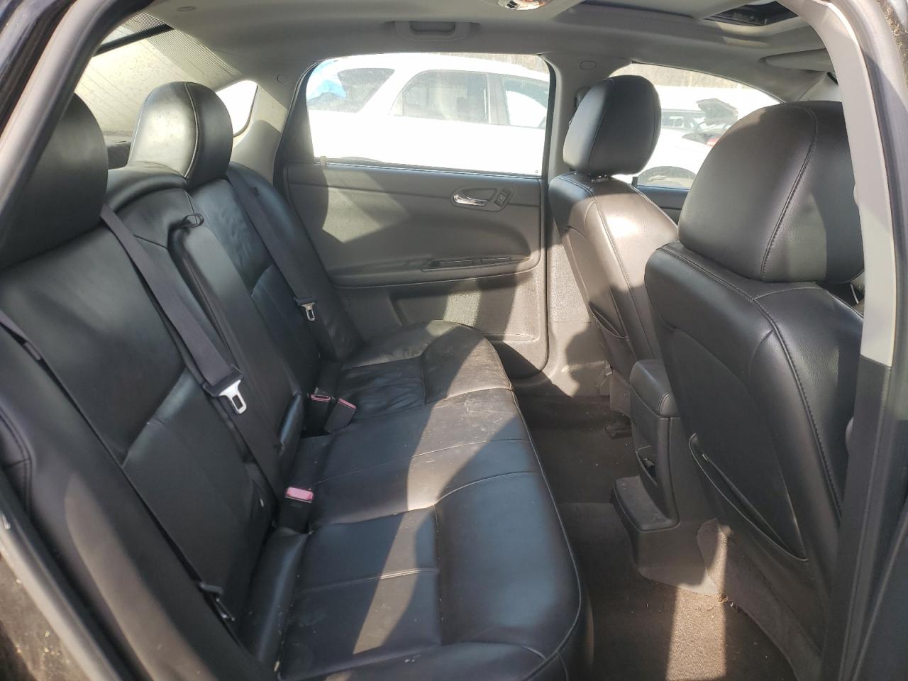2012 Chevrolet Impala - Image 10