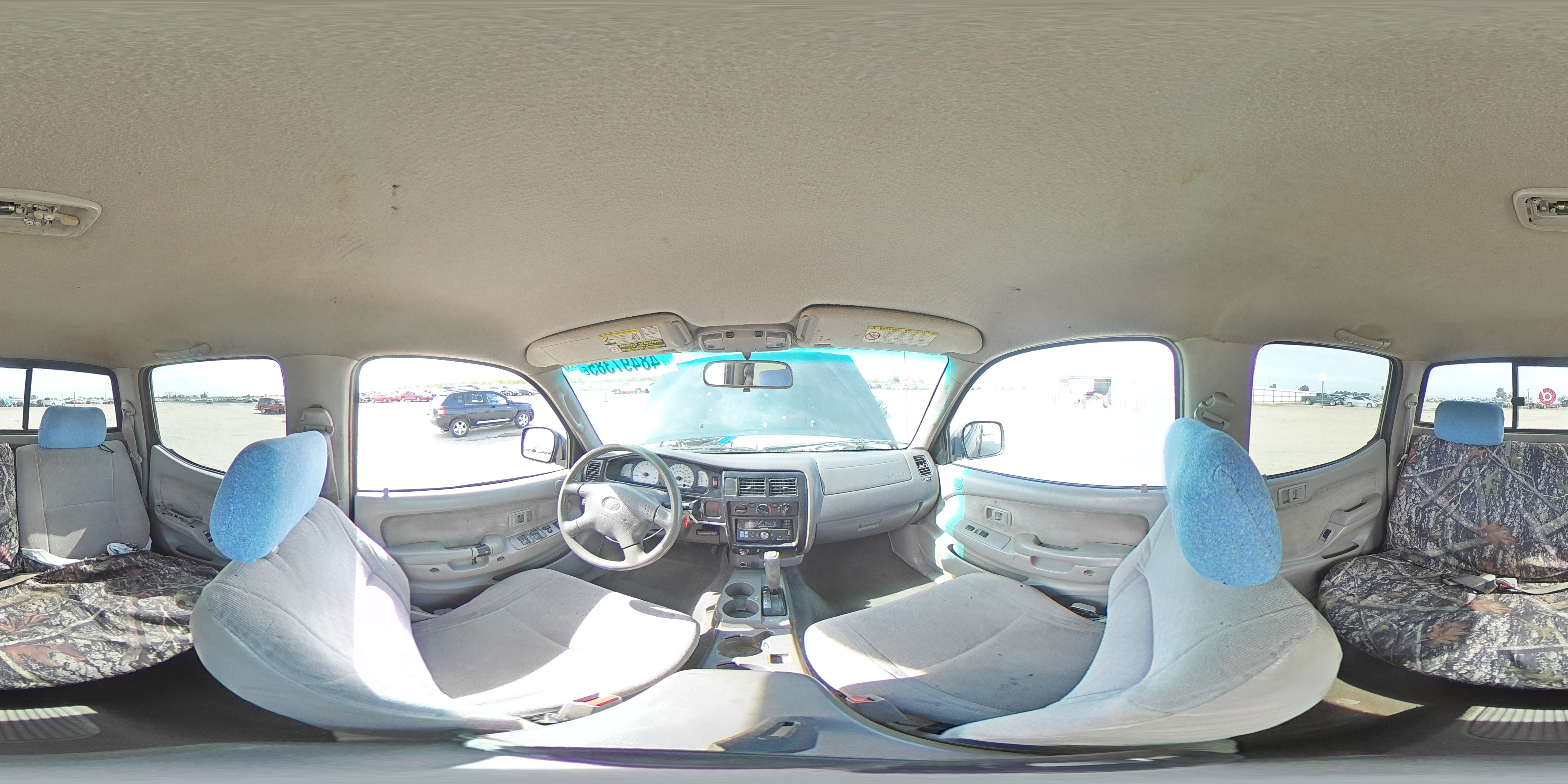 2002 Toyota Tacoma - Image 12