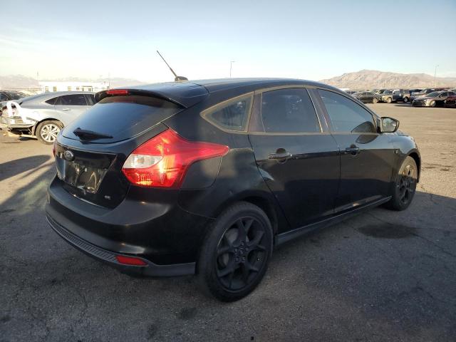  FORD FOCUS 2012 Черный