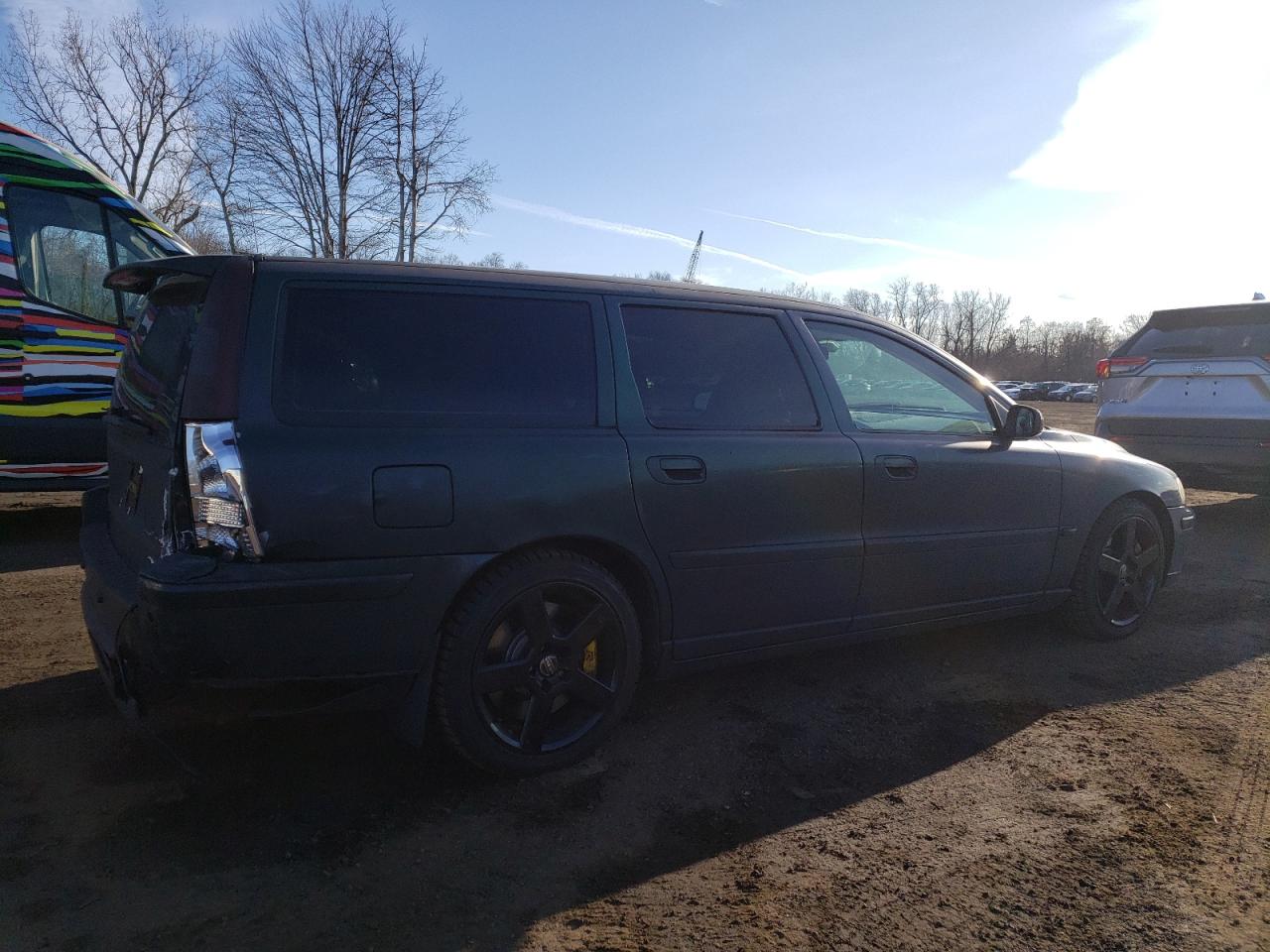 2005 Volvo V70 - Image 3