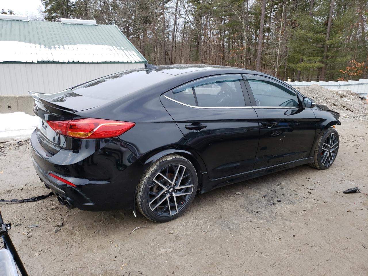2017 Hyundai Elantra - Image 3