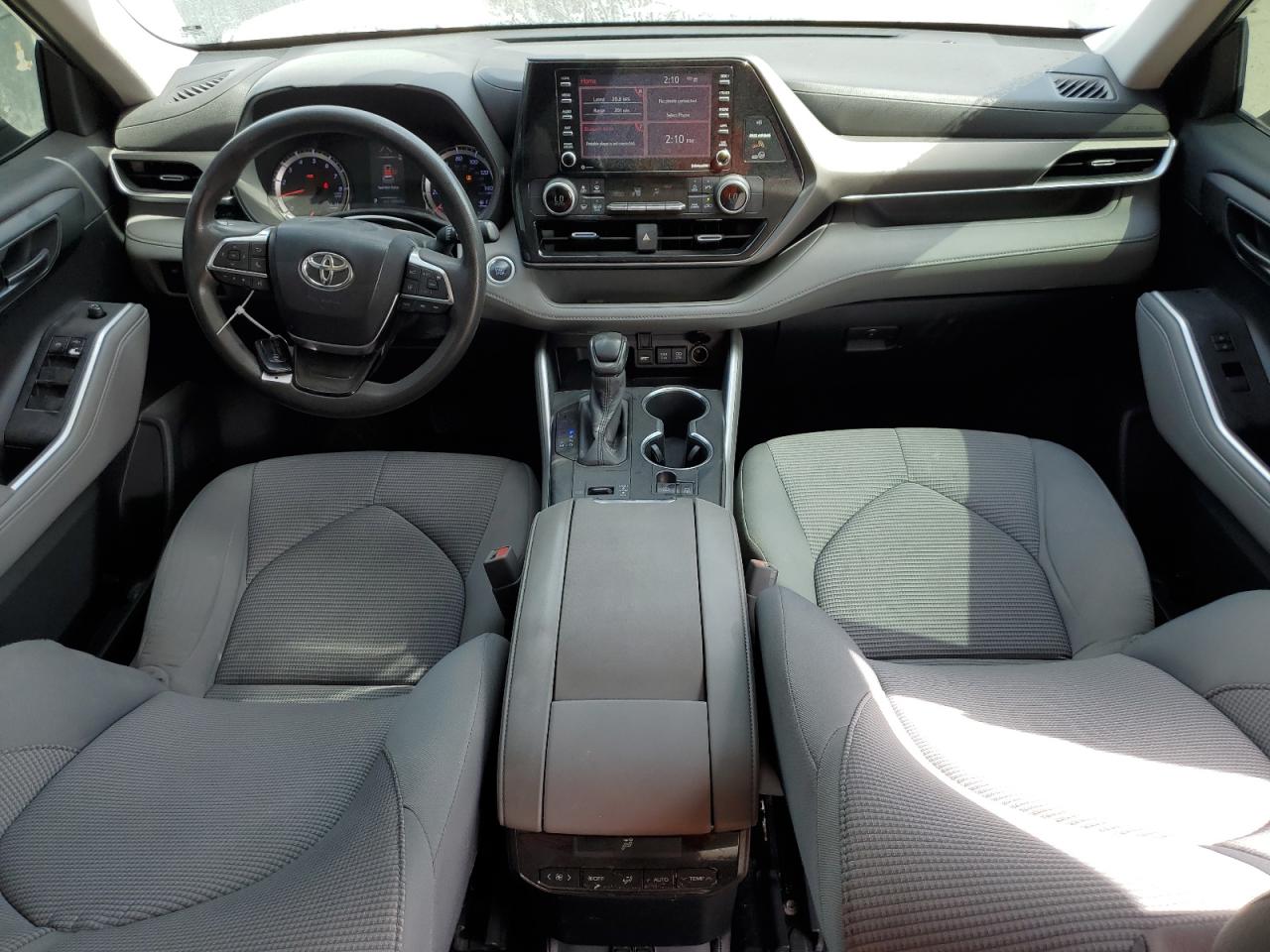 2020 Toyota Highlander - Image 8