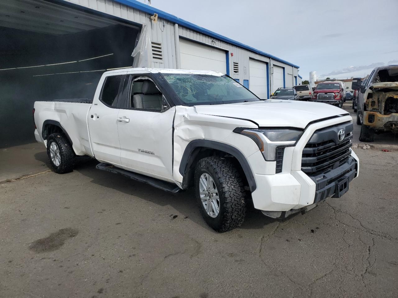 2023 Toyota Tundra - Image 4
